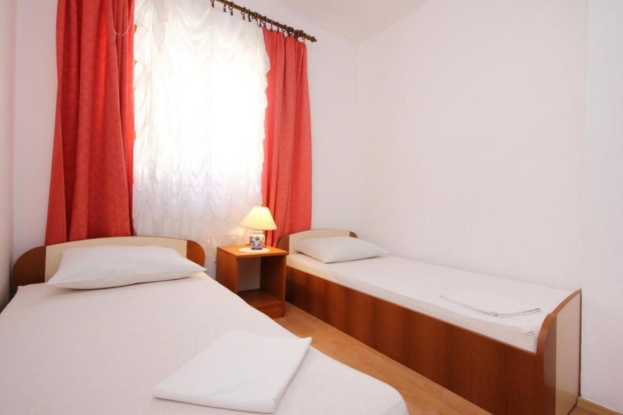 Apartments Tonka - 150M From The Sea & Parking Orebic Ngoại thất bức ảnh